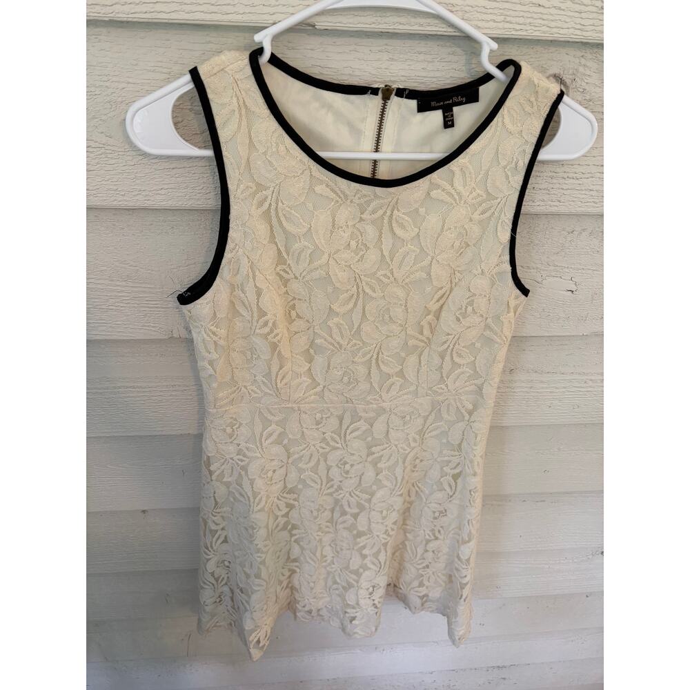Max and Riley Ivory Lace Fit & Flare Dress Medium Sleeveless Floral Lace Dress - Picture 3 of 8